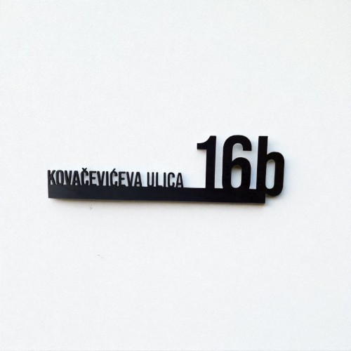 Kućni broj - Crta s natpisom 05